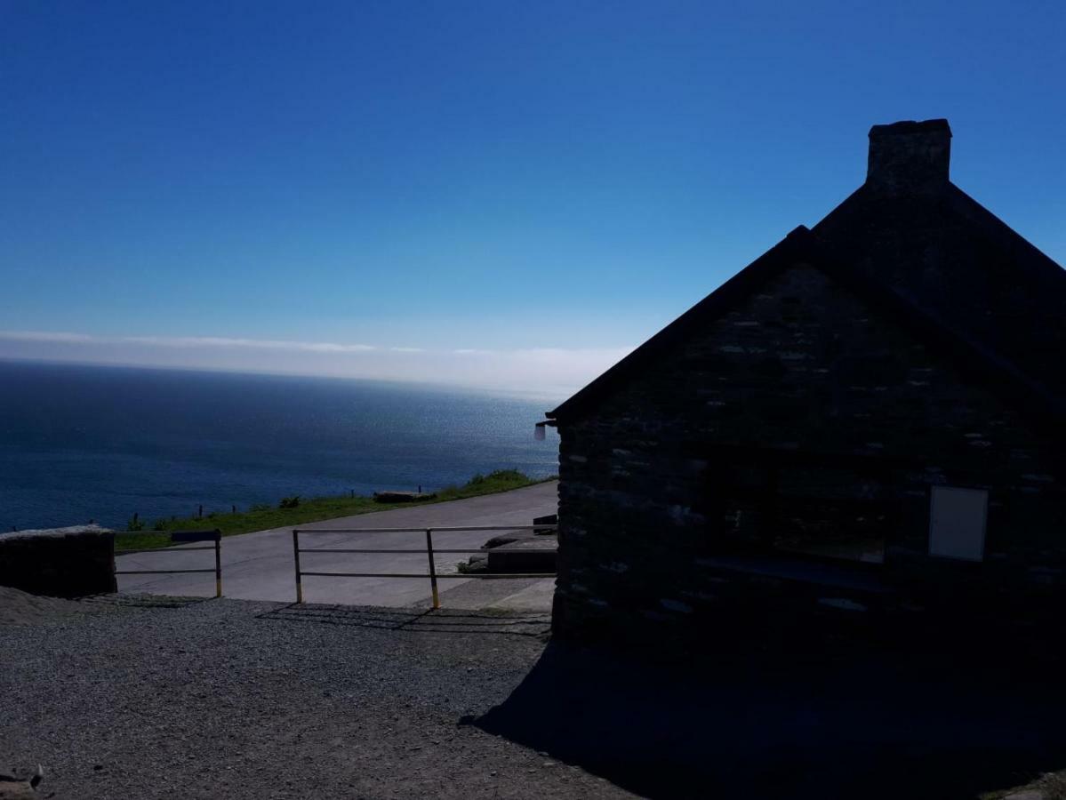 Old Irish Farmhouse 丁格尔 外观 照片